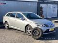 Toyota Avensis 1.6i, �R, manual, 2x kola
