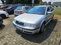 �koda Octavia 1.6 MPI 75 KW TOUR �R