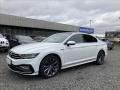 Volkswagen Passat 2.0 R-LINE