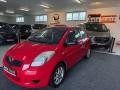 Toyota Yaris 1.3 VVTi 2maj,CZ,2x kola