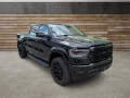 Dodge RAM +HEMI+BLACK EDITION+AIR LIFT+