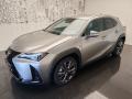 Lexus UX 300h 