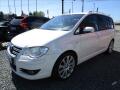 Volkswagen Touran 2.0TDi DSG Highline, 7 m�st