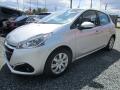 Peugeot 208 1.2i Klima, Navi