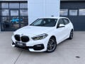 BMW 118i Model Sport Line