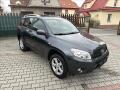 Toyota RAV4 2.2 D-4D BEZ KOROZE PO SERVISE
