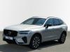 Volvo XC60 2.0 B4 4x4 PLUS Glossy Black