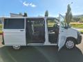 Volkswagen Transporter T5 2.0 TDi CARAVELLE OLOMOUC
