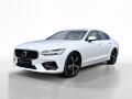 Volvo S90 D4 AWD R-DESIGN //+zimn� kola 
