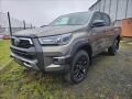 Toyota Hilux 2.8 AT  Invincible