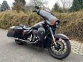 Harley-Davidson FLHXSE CVO Street Glide 