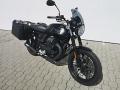 Moto Guzzi V7 Stone