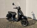Vespa GTS 300