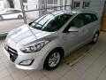 Hyundai i30 1.6i 88kW, �R, AC