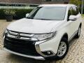 Mitsubishi Outlander 2.0i MANU�L 1.MAJITEL SERVISKA