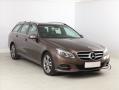 Mercedes-Benz Bi-Xenony, Tempomat, Park.sen