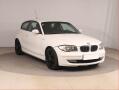 BMW 118d, jezd� v�born�