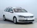 Volkswagen Passat 2.0 TDI, Navi, Bi-Xenony