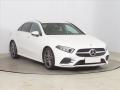 Mercedes-Benz AMG Line A 180 d, R,DPH