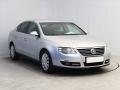 Volkswagen Passat Highline 2.0 TDI, Xenony