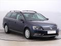 Volkswagen Passat 2.0 TDI, Serv.kniha, Navi