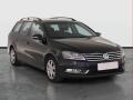 Volkswagen Passat 2.0 TDI, Serv.kniha, Navi