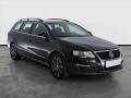Volkswagen Passat 2.0 TDI, po STK, rezervace
