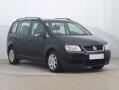 Volkswagen Touran 2.0 TDI, 7�m�st, po STK, Ta�n�