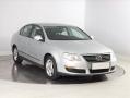 Volkswagen Passat Comfortline 2.0 TDI, nov STK