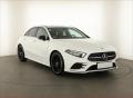 Mercedes-Benz AMG Line A 200, NOV V R