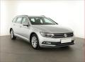 Volkswagen Passat 2.0 TDI, Serv.kniha, Navi