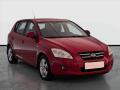 Kia Ceed 1.6 CRDi, po STK, obl�ben� v�z