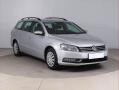 Volkswagen Passat Comfortline 2.0 TDI, Navi