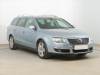 Volkswagen Passat 2.0 TDI, Navi, Xenony