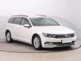 Volkswagen Passat 2.0 TDI, Serv.kniha, Navi