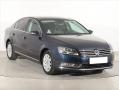 Volkswagen Passat 2.0 TDI, Serv.kniha, Tempomat