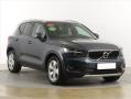 Volvo XC40 B4, virtualn kokpit