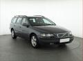 Volvo V70 2.4, rezervace