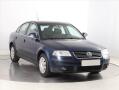 Volkswagen Passat 1.6, Serv.kniha, nov� STK