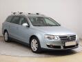 Volkswagen Passat Highline 2.0 TDI, Navi, Xenony