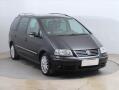 Volkswagen Sharan 2.0 TDI, 7�m�st, Navi, Xenony