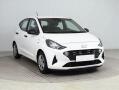 Hyundai i10 1.0, �R,1.maj, Serv.kniha