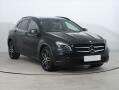 Mercedes-Benz GLA 200, K��e, Navi, Bi-Xenony