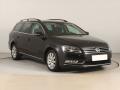 Volkswagen Passat 2.0 TDI, Navi, Park.senzory