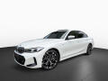 BMW 330i xDrive M-Sport ��br HuD