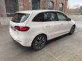 N�hled 8