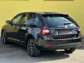 N�hled 30