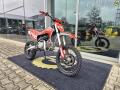 N�hled 15