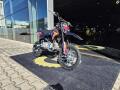 N�hled 30
