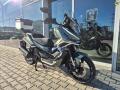 N�hled 52